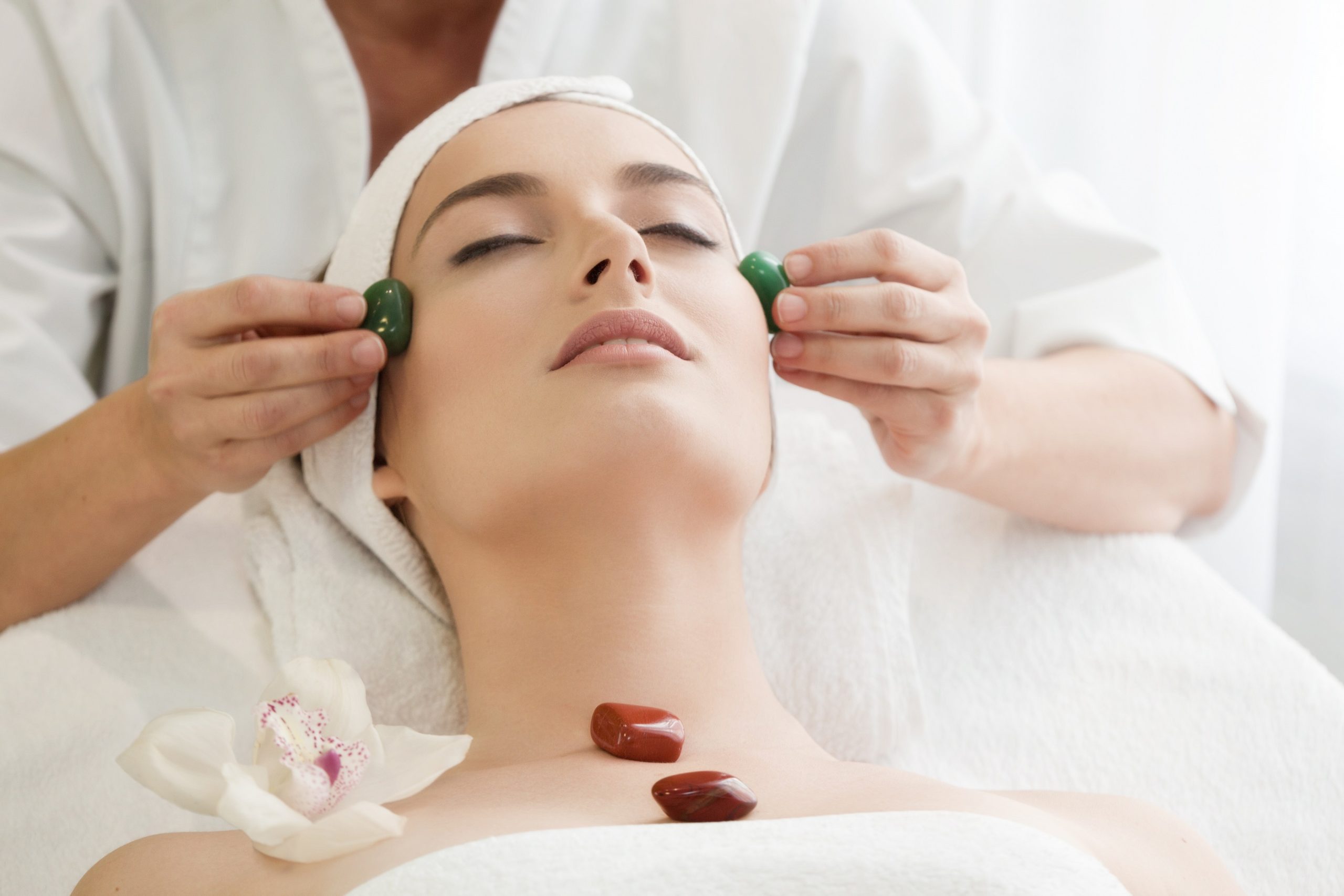 Anti-Stress Facial with Hot Stone Therapy